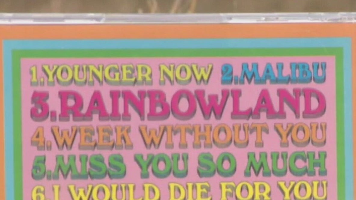 'Rainbowland' teacher holds workshop at Waukesha library